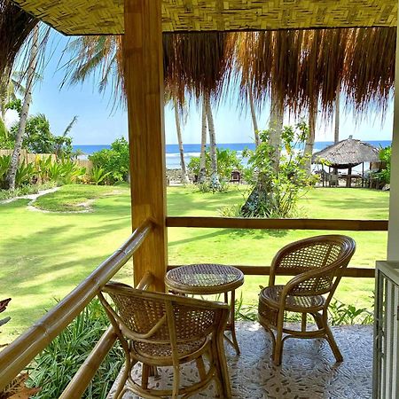 Helmina'S Villas General Luna  Ngoại thất bức ảnh