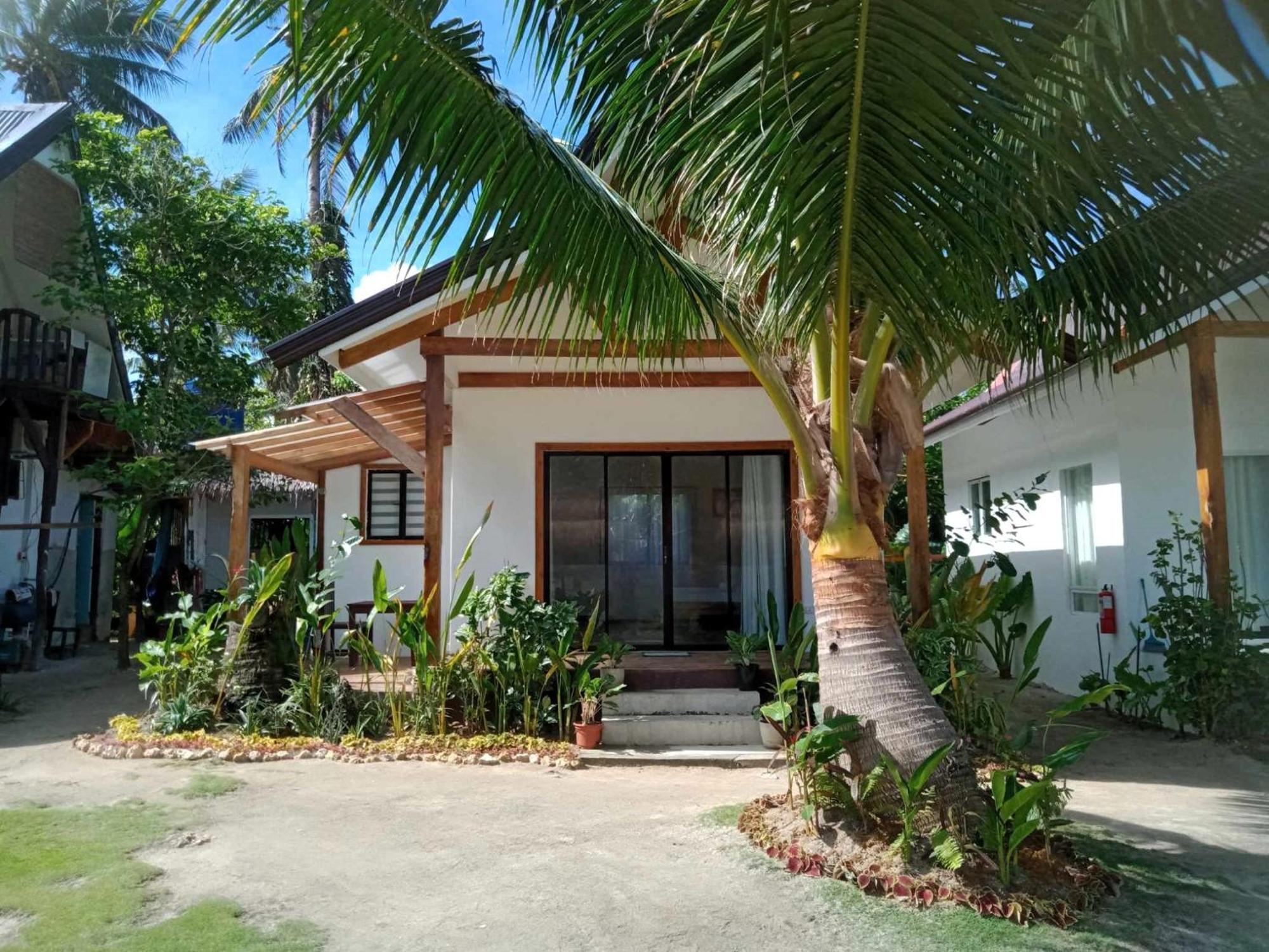 Helmina'S Villas General Luna  Ngoại thất bức ảnh