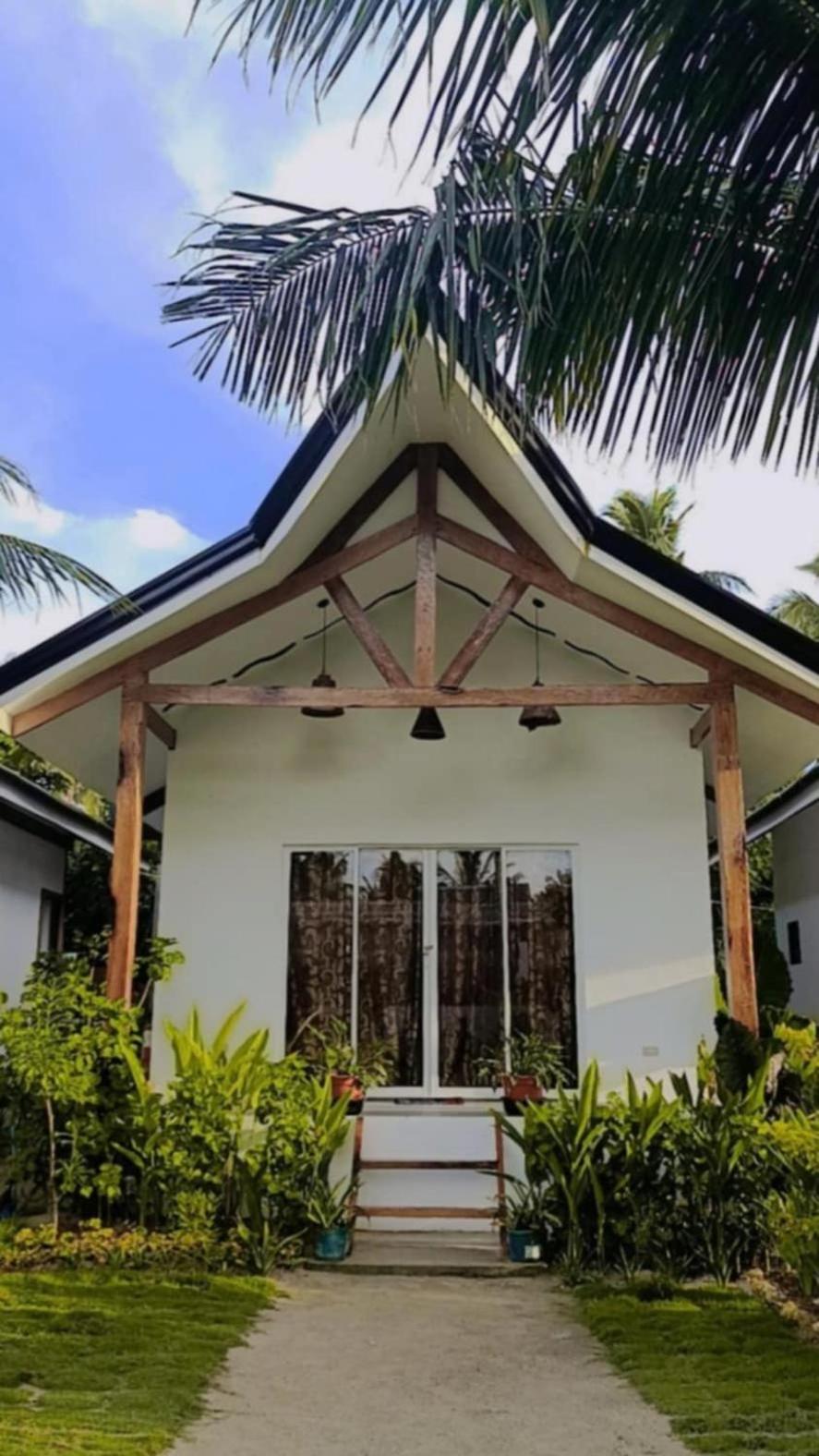 Helmina'S Villas General Luna  Ngoại thất bức ảnh