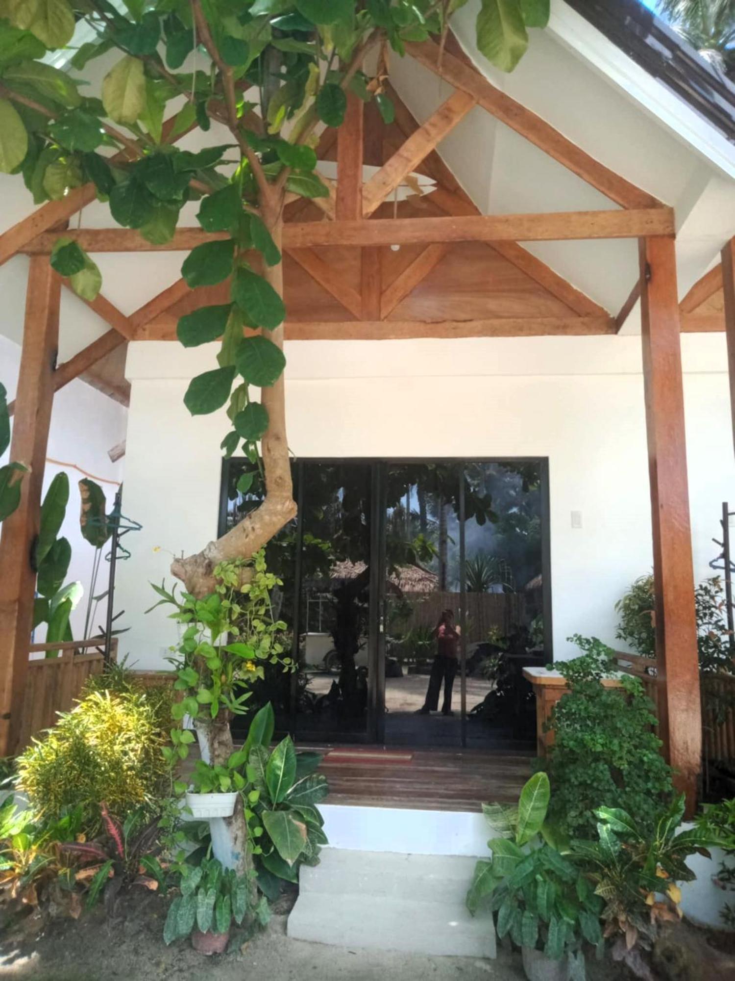 Helmina'S Villas General Luna  Ngoại thất bức ảnh